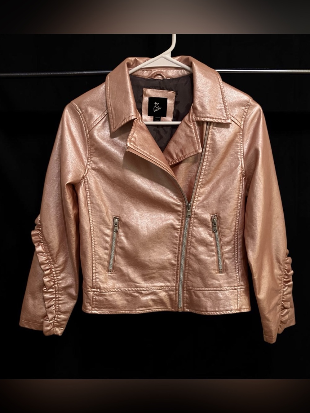 SPOTLESS & LIKE BRAND NEW!”ART CLASS”METALLIC ROSE GOLD MOTO JACKET SIZE M VEGAN